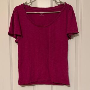 GAP Fuchsia Short Sleeve Tee